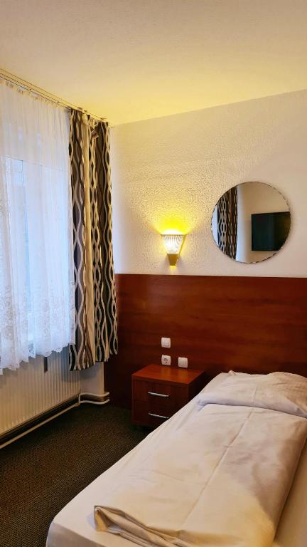 Hotel Zentrum - Resim 33