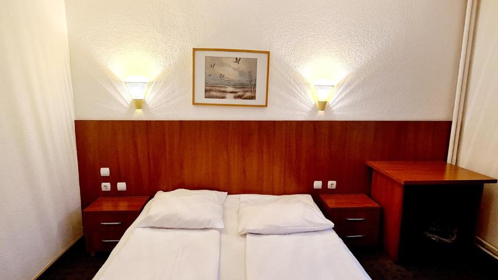 Hotel Zentrum - Resim 44