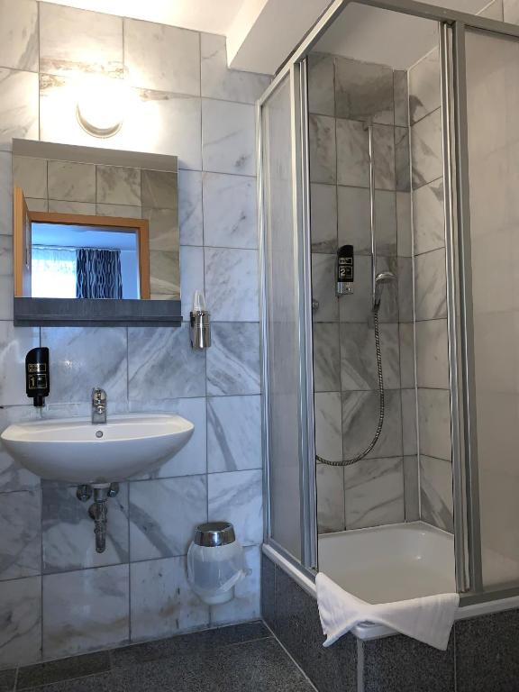 Hotel Zentrum - Resim 41