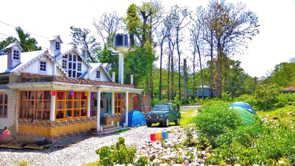 JSGS Home Stay (Jainti Hills)