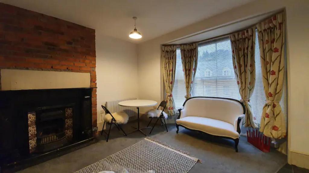 Stylish Town Centre Apartments - Chambre Double De Luxe Avec Douche