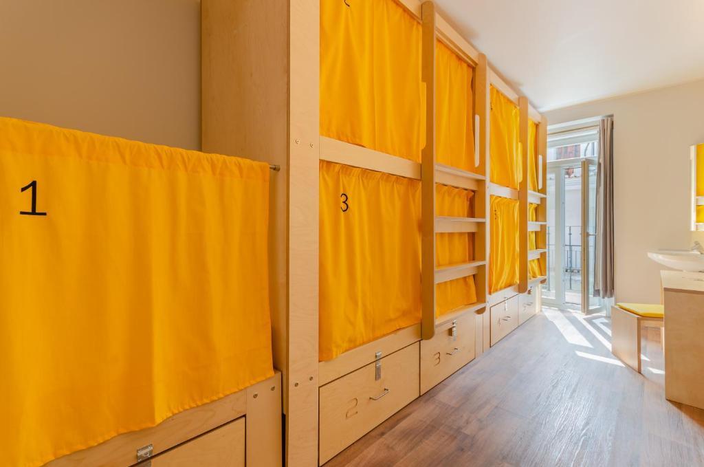 Yes Lisbon Hostel - 14