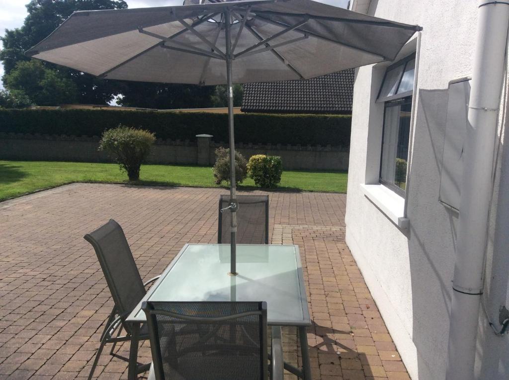 Patio o area all'aperto di Oakdale, Templemore, E41F856
