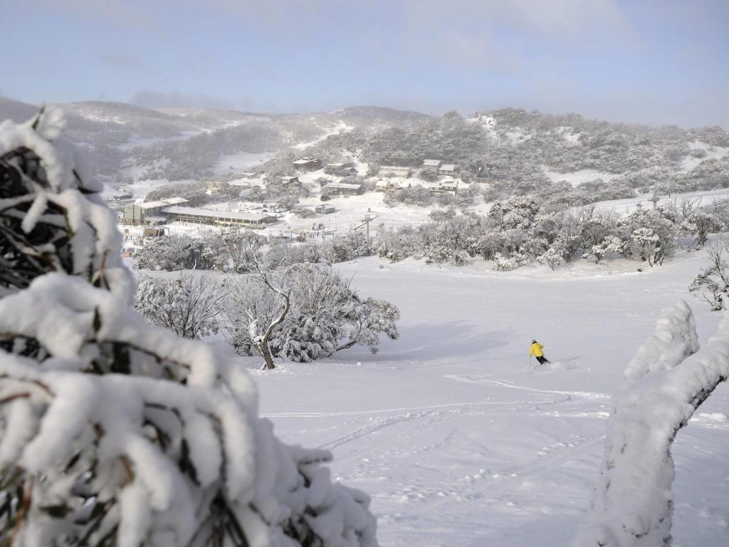 Perisher Manor Hotel зимой