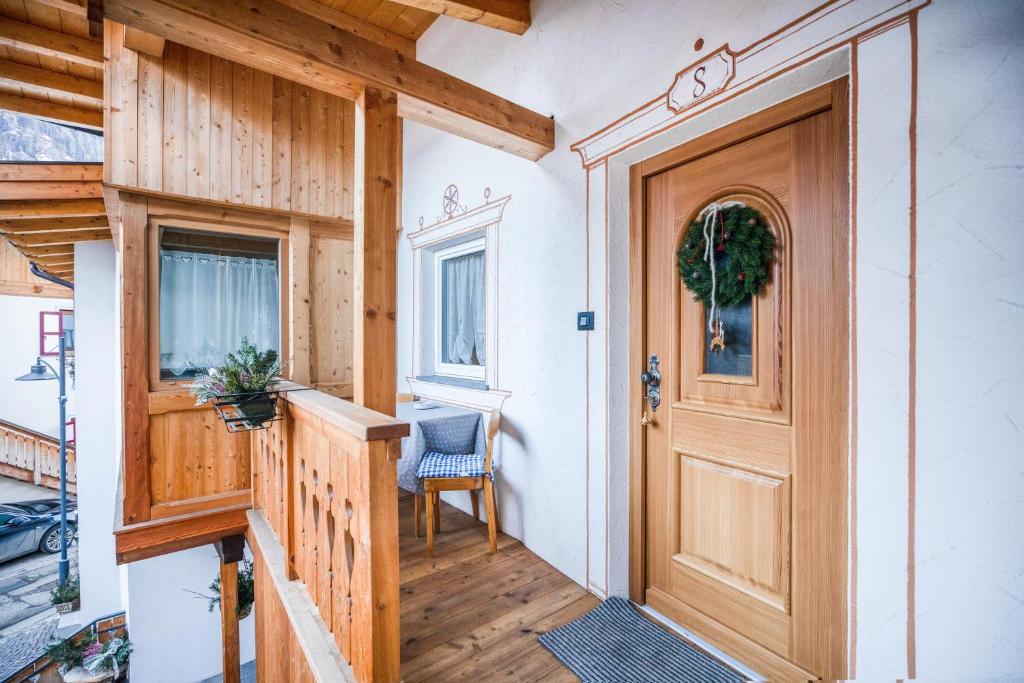 Fotografia z galérie ubytovania Chalet Osmar Appartamento 2 v Campitello di Fassa