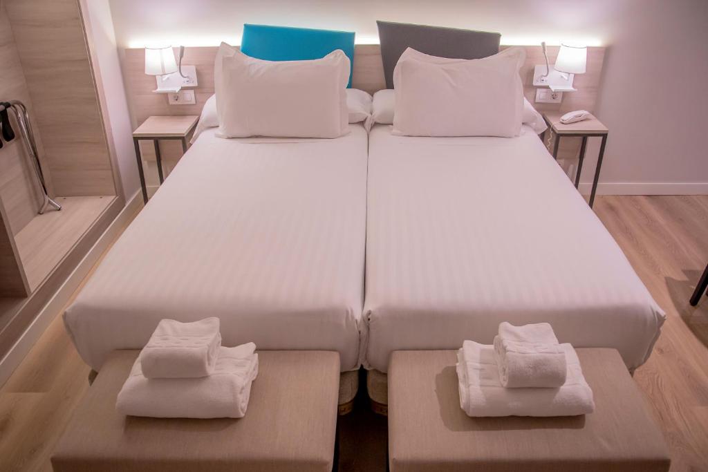 Hotel Mediterraneo Valencia, Valencia – Updated 2022 Prices