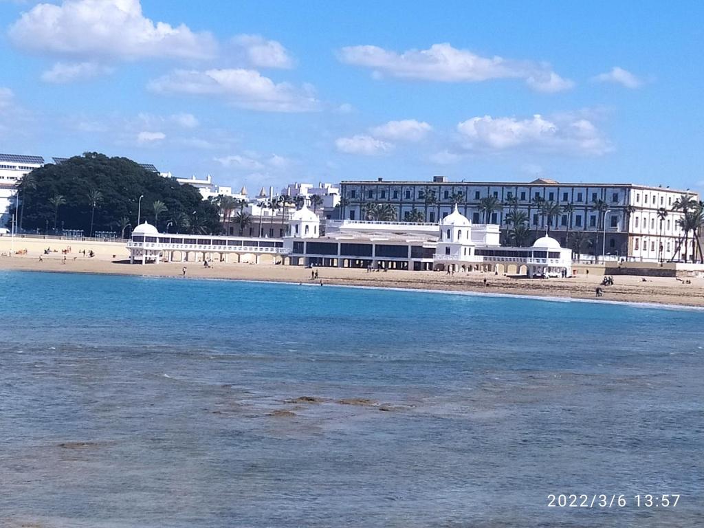 Atico Soleado, Cádiz (updated prices 2026)