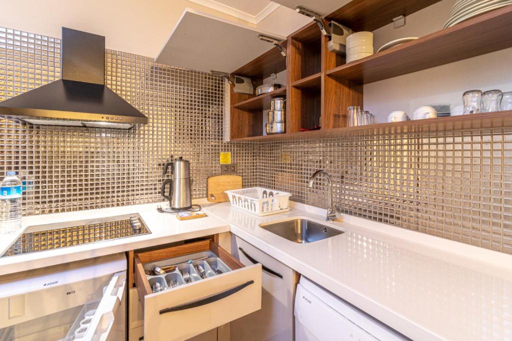 Kuchyň nebo kuchyňský kout v ubytování Aforia Thermal Residences