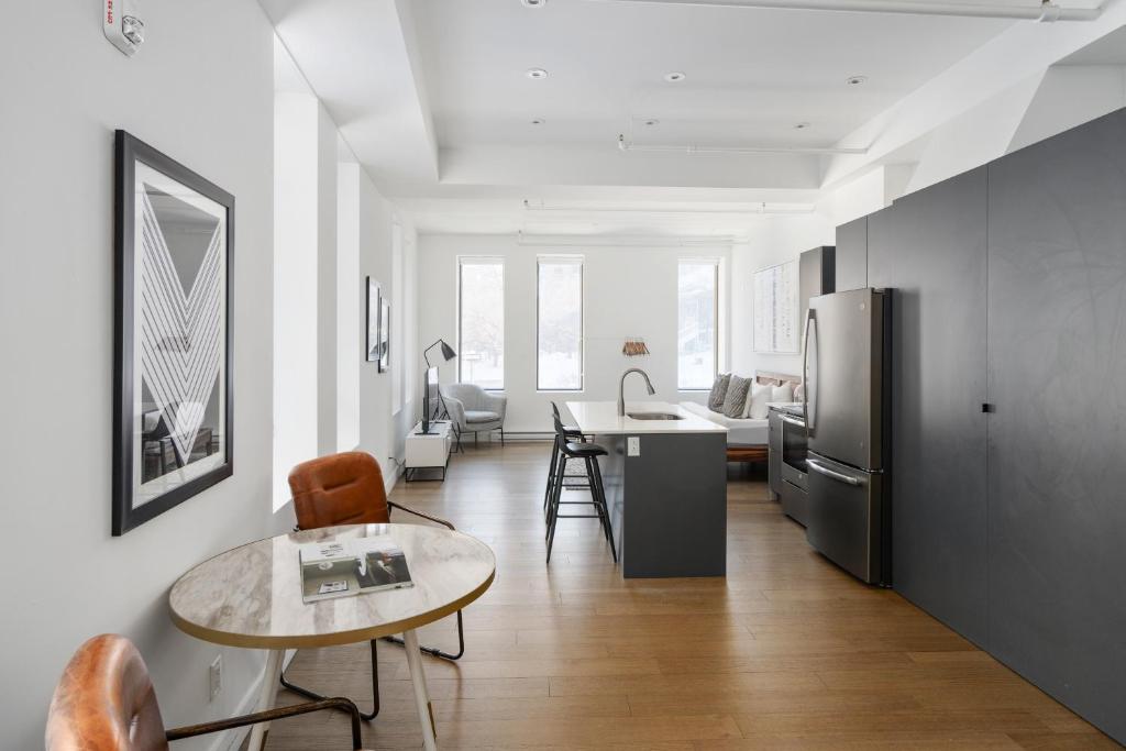 Bakan- Palais des Congres, Convention Centre - Resim 4