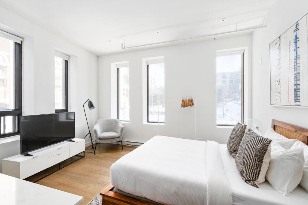 Bakan- Palais des Congres, Convention Centre - Studio Apartment With Queen Bed