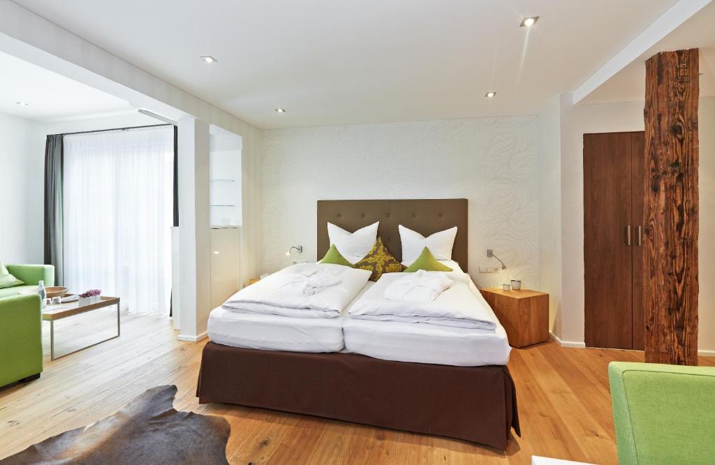 Die Reichsstadt - Hotel Spa und Restaurant - Suite With Air Conditioning