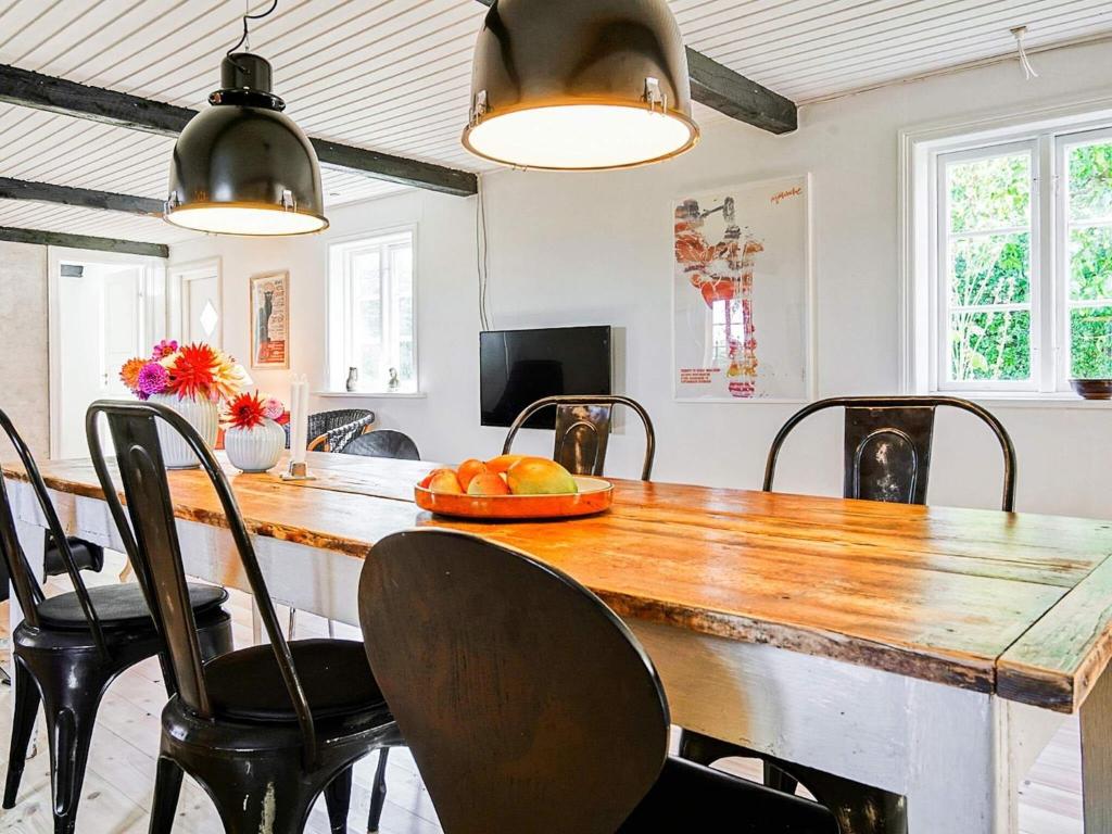 Fotografie z fotogalerie ubytování 5 person holiday home in Aakirkeby v destinaci Åkirkeby