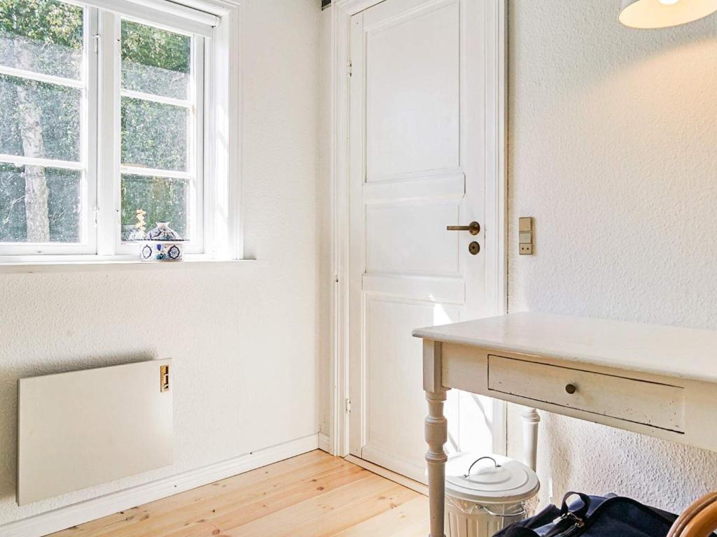 Fotografie z fotogalerie ubytování 5 person holiday home in Aakirkeby v destinaci Åkirkeby