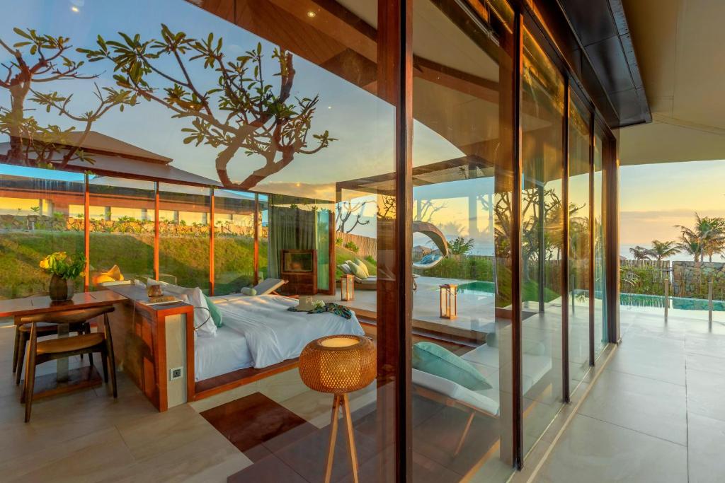 Biệt Thự Có Hồ Bơi Nhìn Ra Biển - Bao Trọn Gói Spa