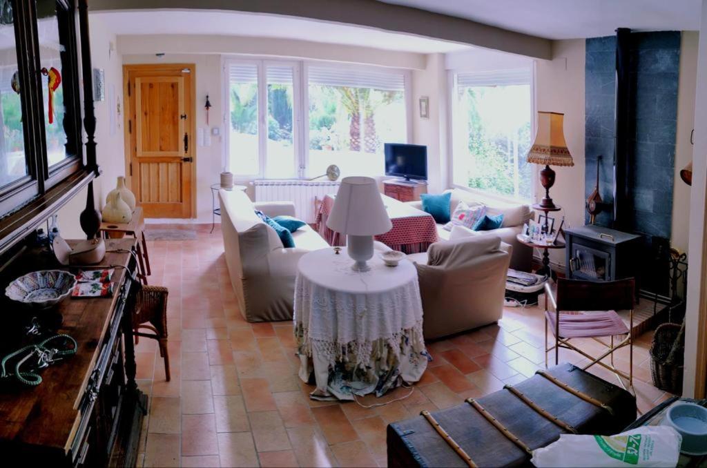 A television and/or entertainment centre at Nueva Cazorla Mirador Cerro del Escribano
