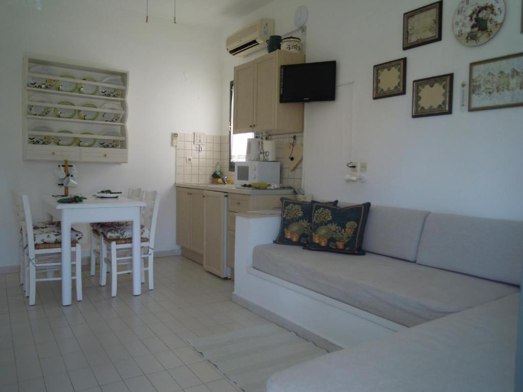 Kuchyň nebo kuchyňský kout v ubytování Palemilos Apartments