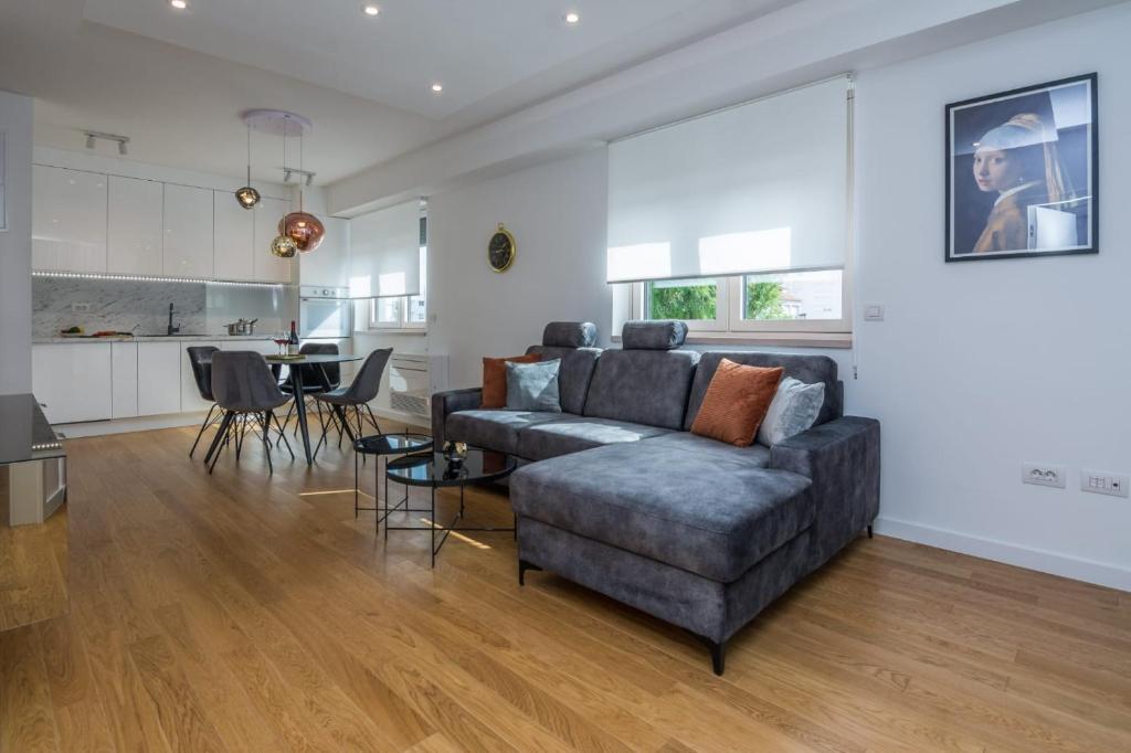 Posedenie v ubytovaní Exclusive Apartman AnaMarino