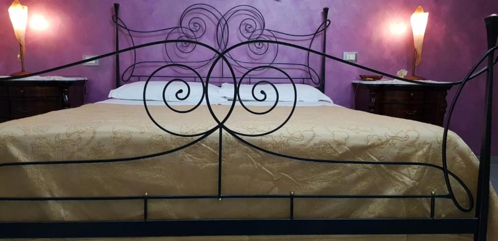 Posteľ alebo postele v izbe v ubytovaní Casa SeVeARa tra mare e centro