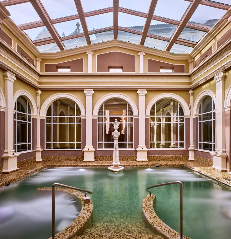 The swimming pool at or close to Bagni Di Pisa Palace & Thermal Spa - The Leading Hotels of the World