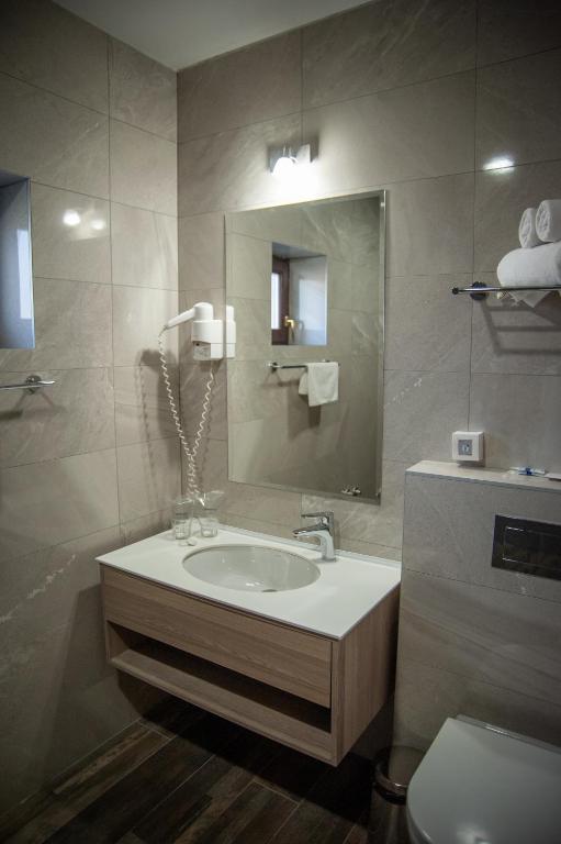 Tourist Resort Ribarsko Ostrvo - Resim 3