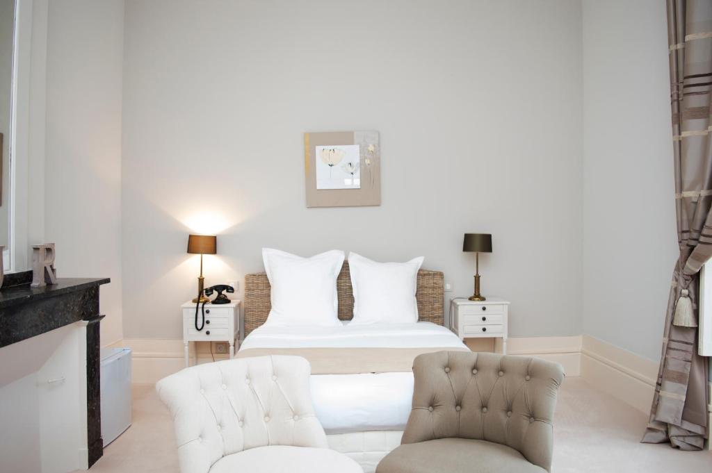 Logis Hotels - Le Saint Marcel - Deluxe Double Room With Courtyard View