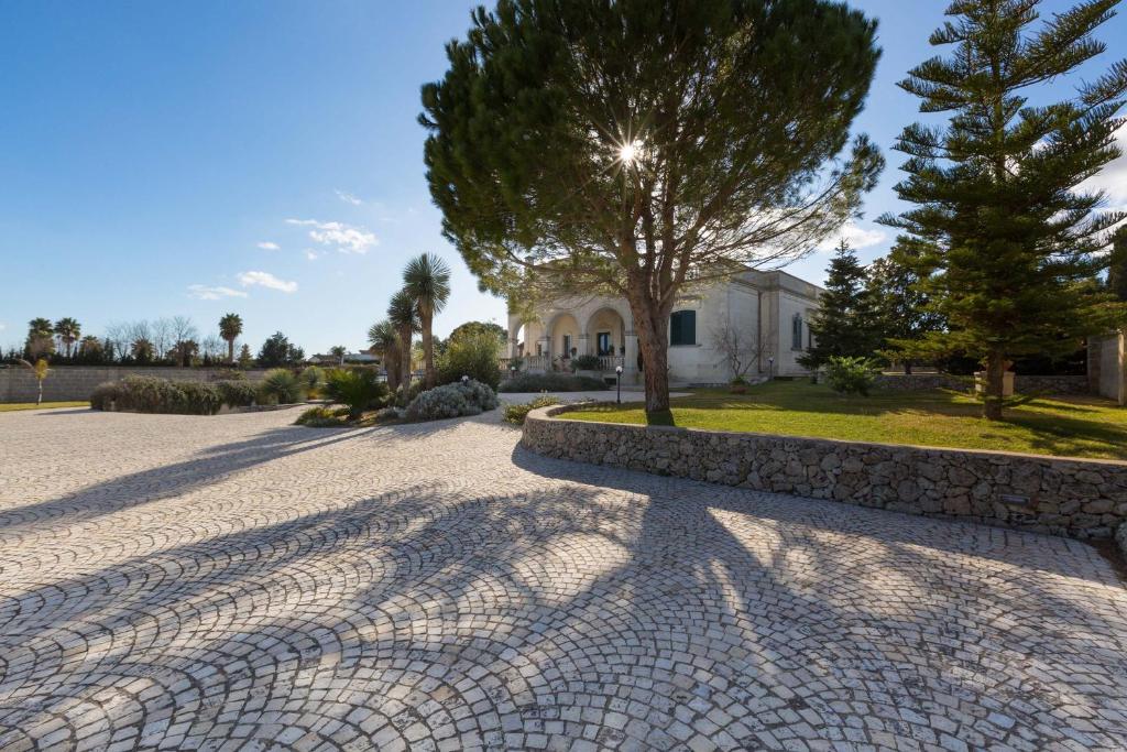 Ogród w obiekcie Villa Nicrys by Perle di Puglia