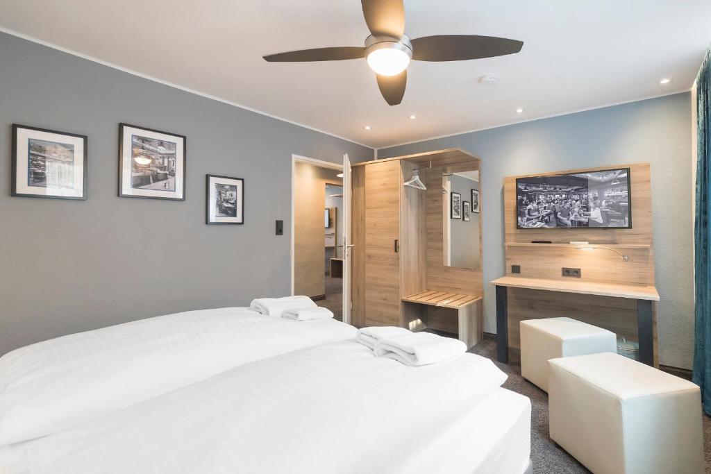 
Two-Bedroom Apartment
