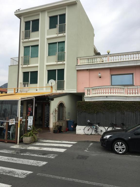 The building in which Az apartmant is located