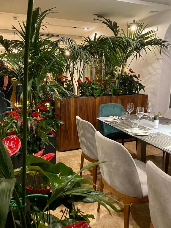 The Village Boutique and SPA - 4