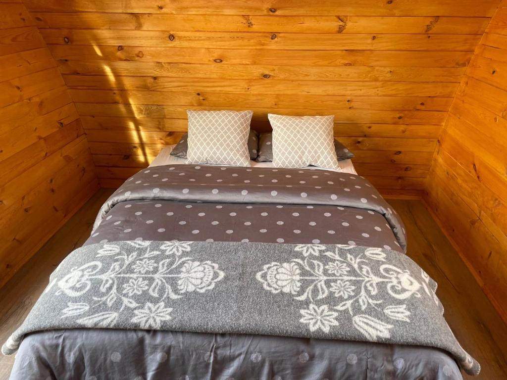 Postel nebo postele na pokoji v ubytování Starlight Camping Pods