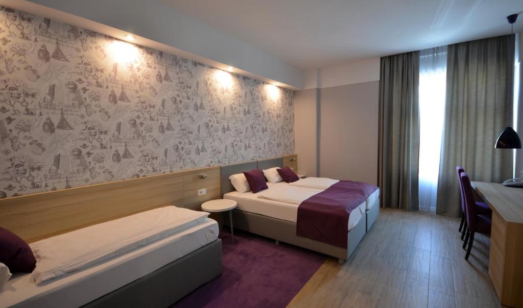 Hotel Emonec - Resim 13