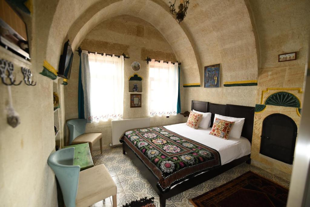 Canela Cave Hotel - Cappadocia - Standard Stone Room
