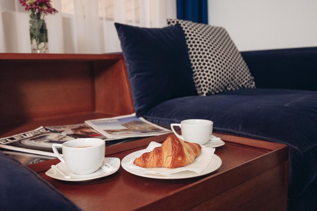 Hotel Passport - Resim 28