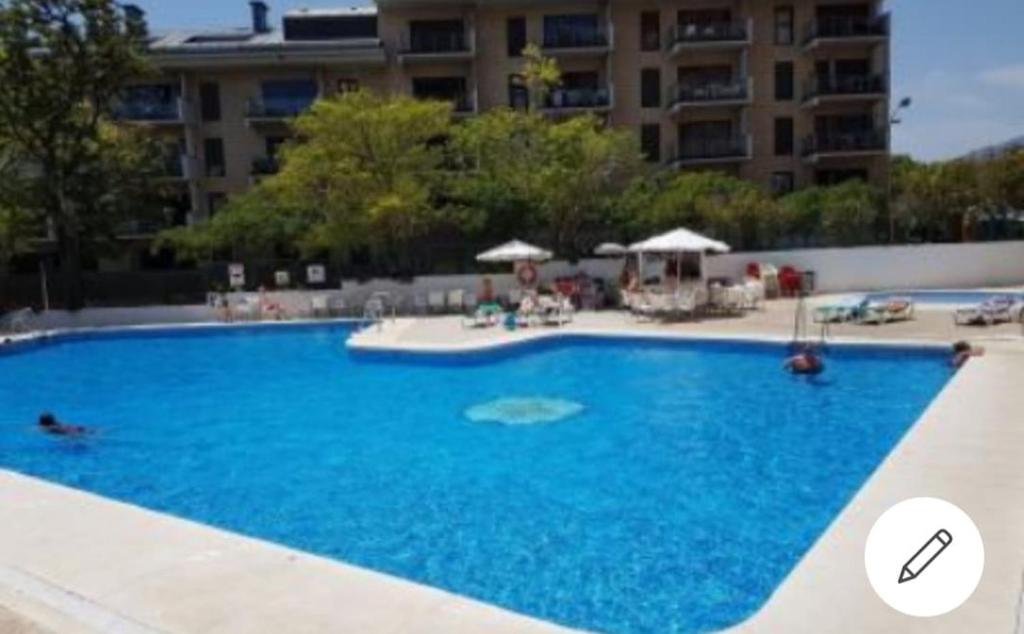 Apartamento vacacional con piscina, Benalmádena – Updated ...