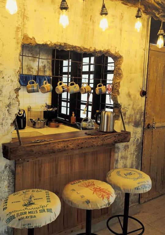 Lounge nebo bar v ubytování IPOH CONCRETE VILLA(12pax) rugged.vintage狂野复古.精品民宿