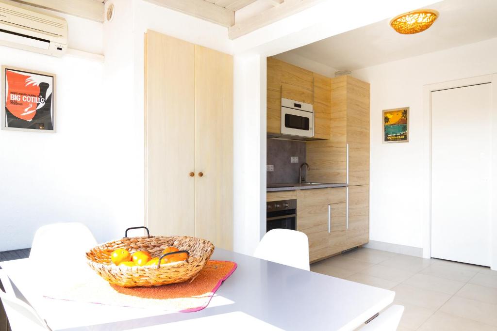 A kitchen or kitchenette at Attico Estrella