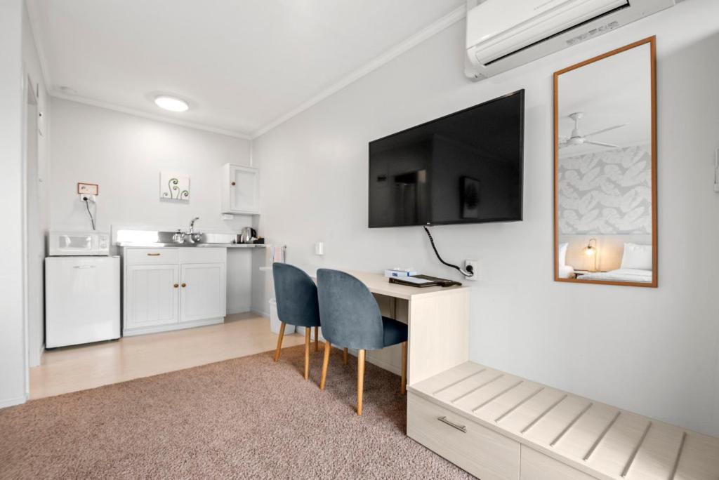Kuchyň nebo kuchyňský kout v ubytování Te Aroha Motel