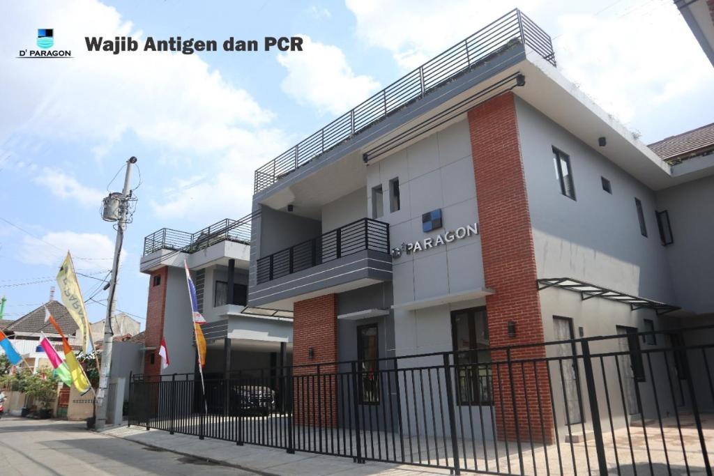 DPARAGON KUSUMANEGARA