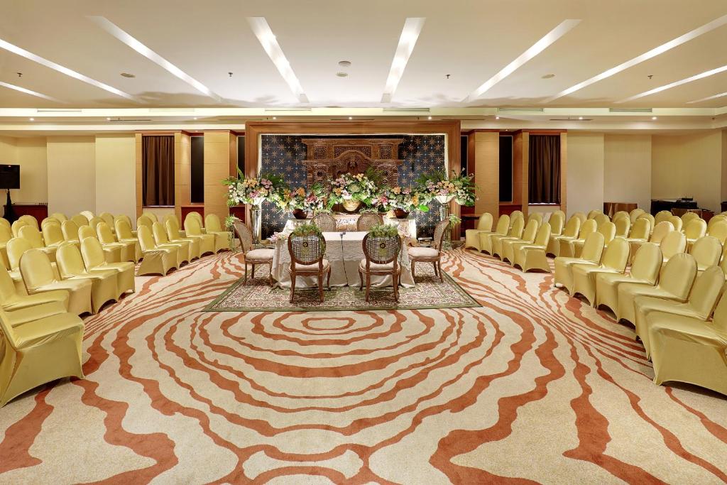 Posezení v ubytování Hotel Bidakara Jakarta