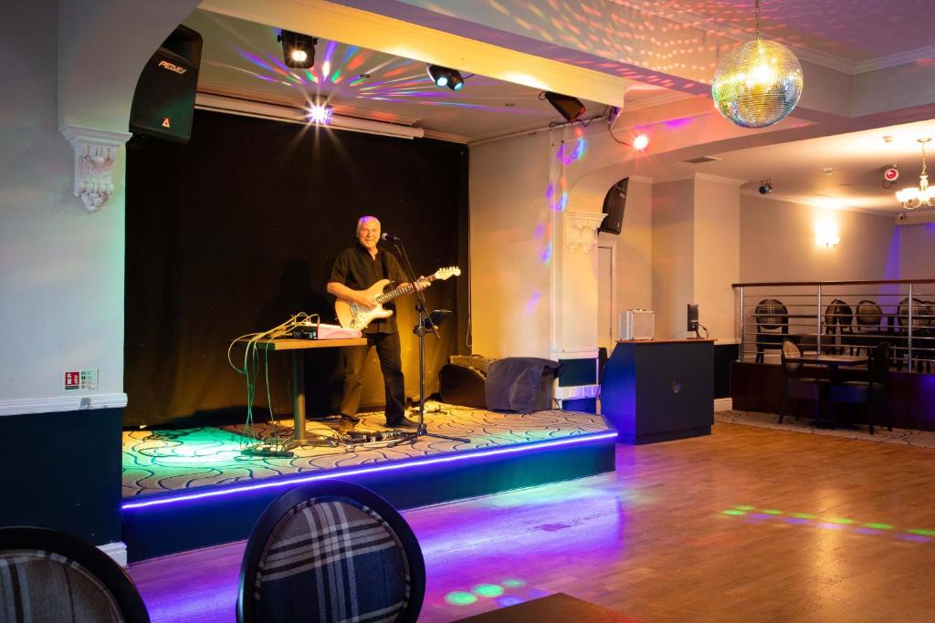 The Marine Hotel - Resim 21