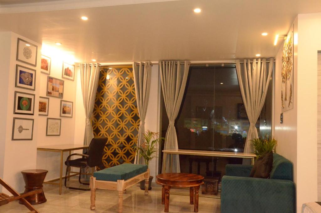Divy Villa - 