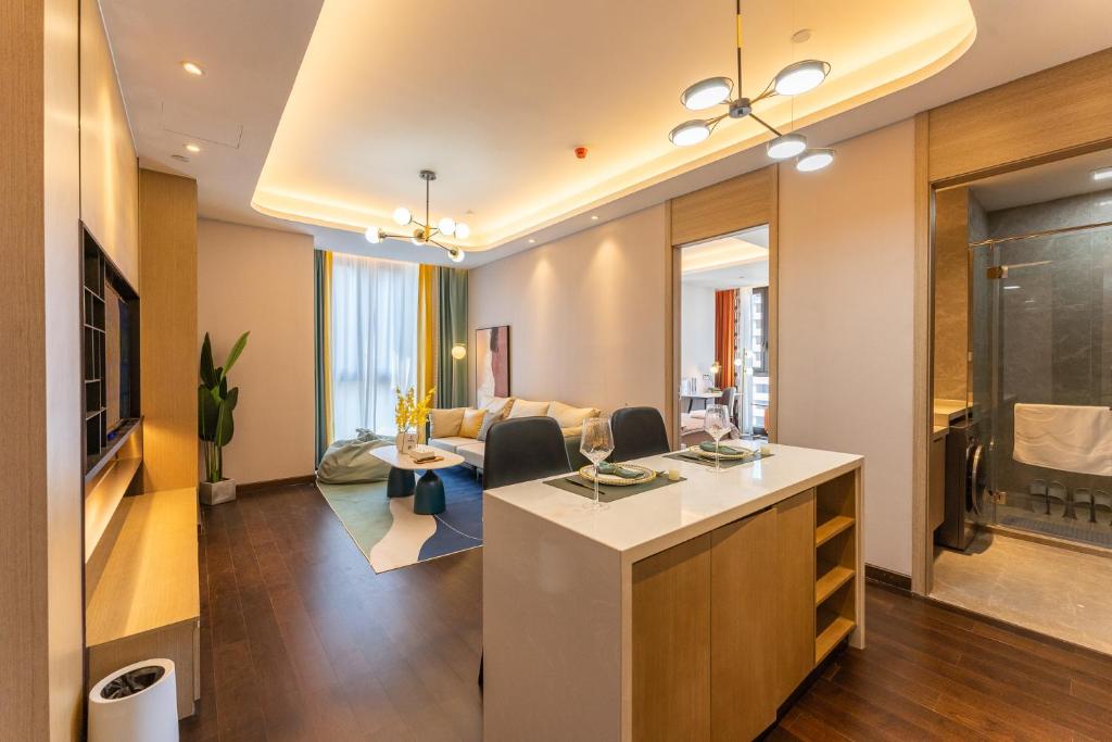 Gallery image of Locals Apartment House 20 in Hankou