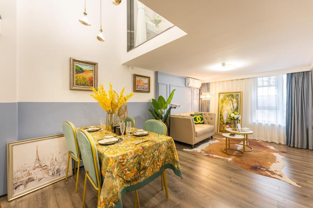 Locals Apartment House 19 - Housity