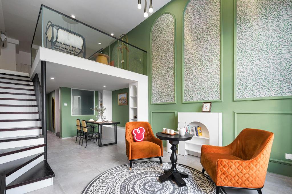 Locals Apartment Place 00 - Housity