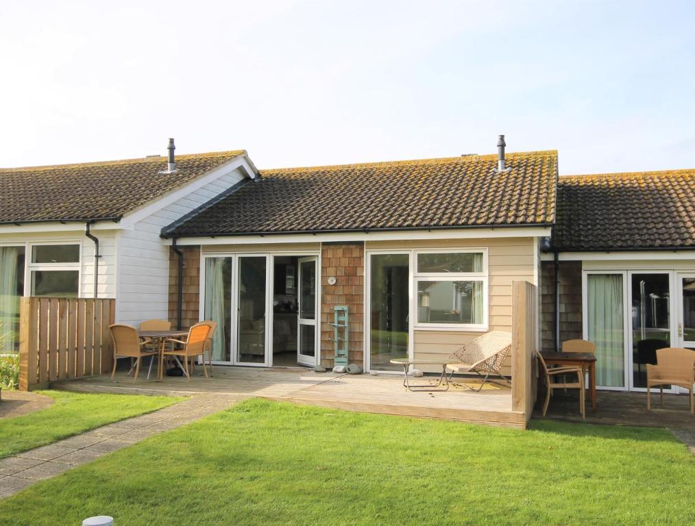 West Bay Cottages Yarmouth Isle of Wight - Bungalow