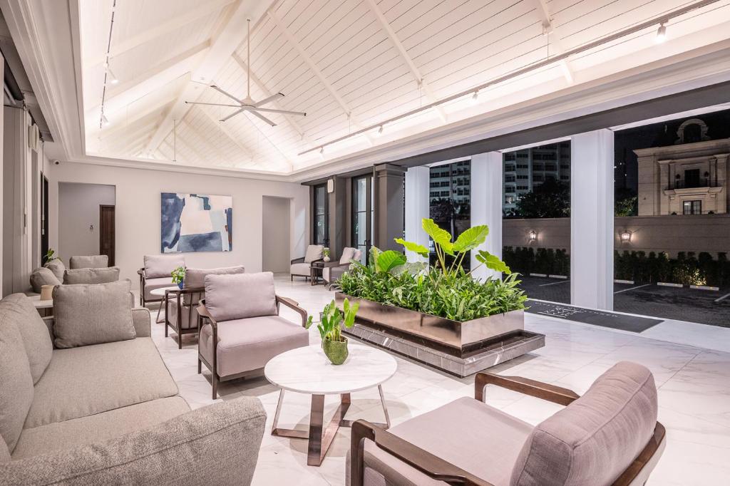 Manhattan Pattaya Hotel - SHA Extra Plus - Resim 8