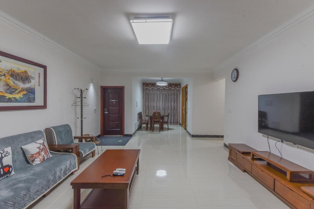 Locals Apartment House 18 - Housity