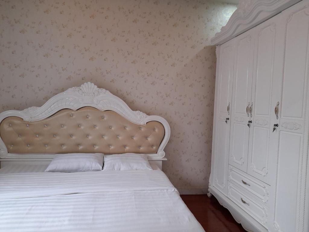 Home Away Home Hostel