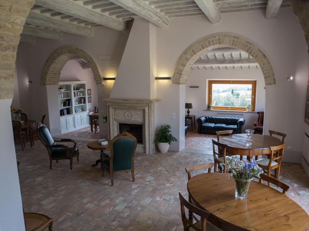 Zdjęcie z galerii obiektu Belvilla by OYO Villa Le Buche w mieście Sarteano