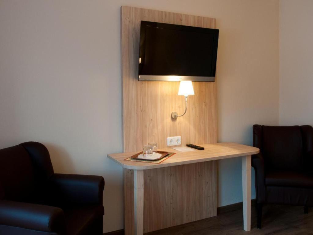 TV a/nebo společenská místnost v ubytování Hotel-Gasthof Sperrer